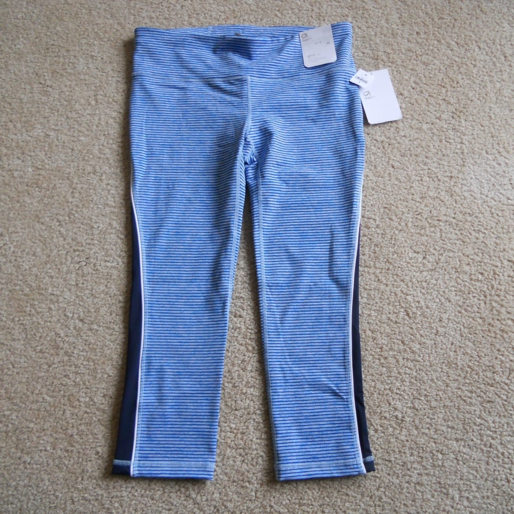 GapFit GFast Performance Capris size M